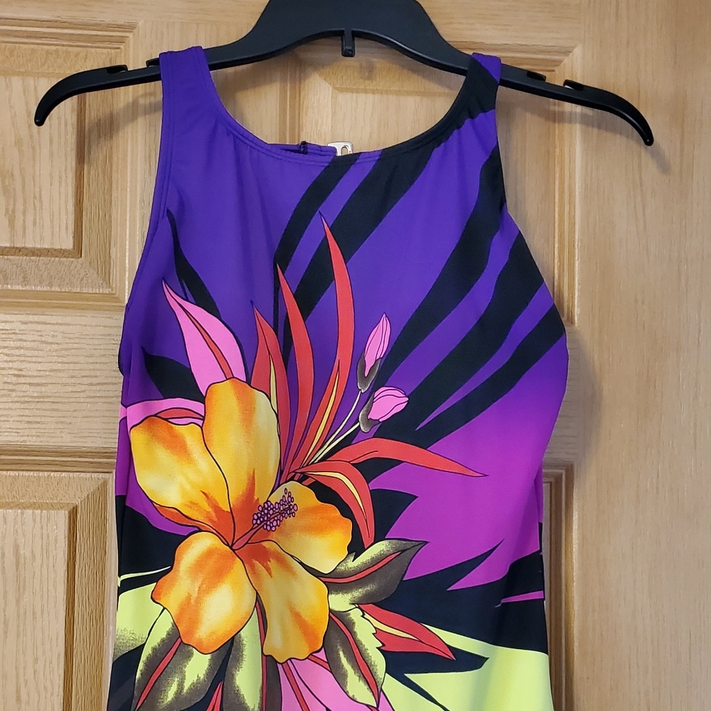 Woman's bathing suit